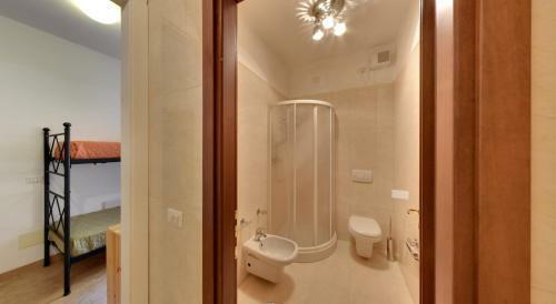 Hostal Residence La Frontiera