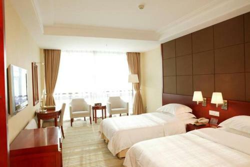 Vanguard Hotel