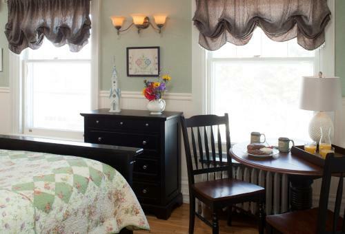 A G Thomson House Duluth Bed And Breakfast