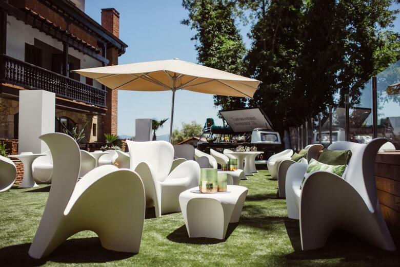 Hotel Cuevas
