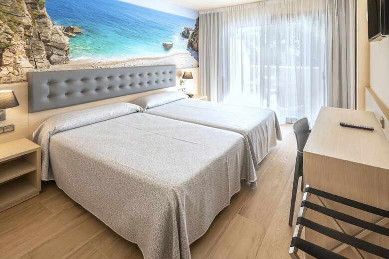Hotel Tropic Park