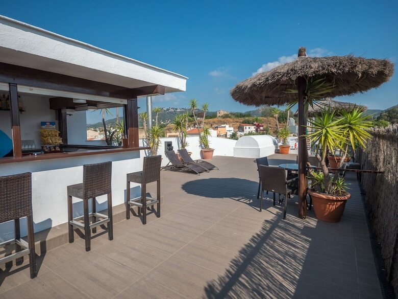 Hotel Checkin Mont Palau