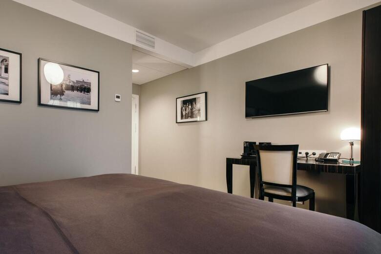 Hotel Borg