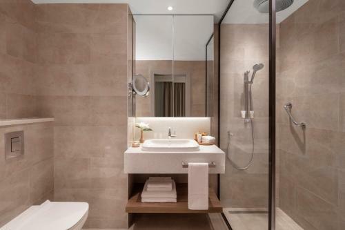 Hotel Grand Hyatt (club)