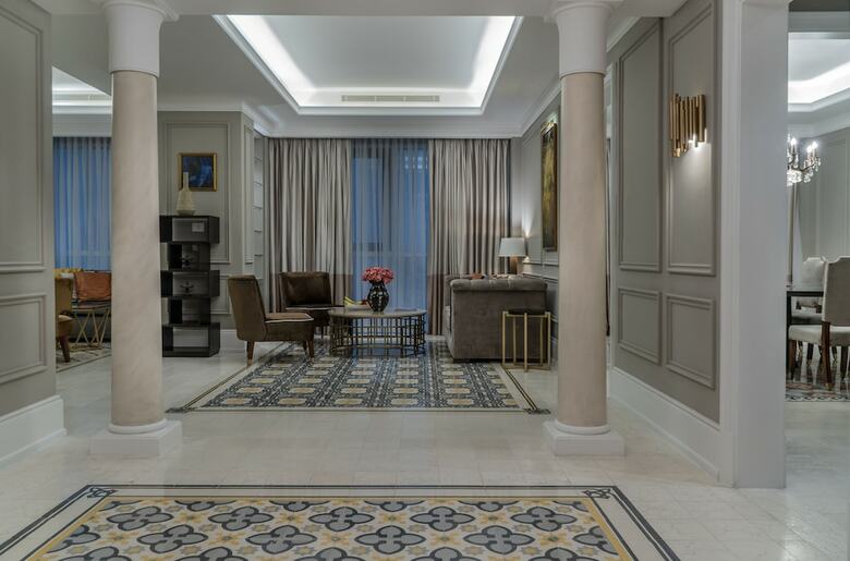 Landmark Hotel