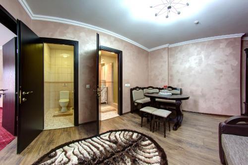 Hotel Gorniy Kristal