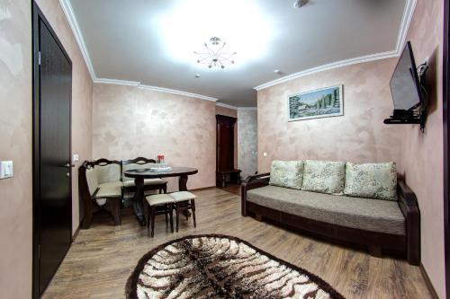 Hotel Gorniy Kristal