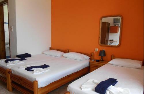 Hostal Psathi Beach