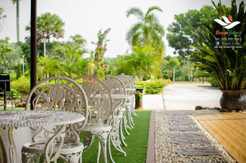 Hotel Boom Forest Resort