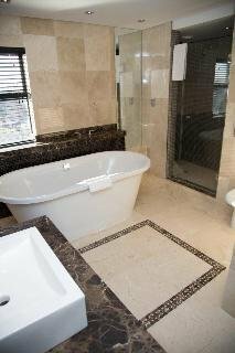 Premier Hotel East London Icc