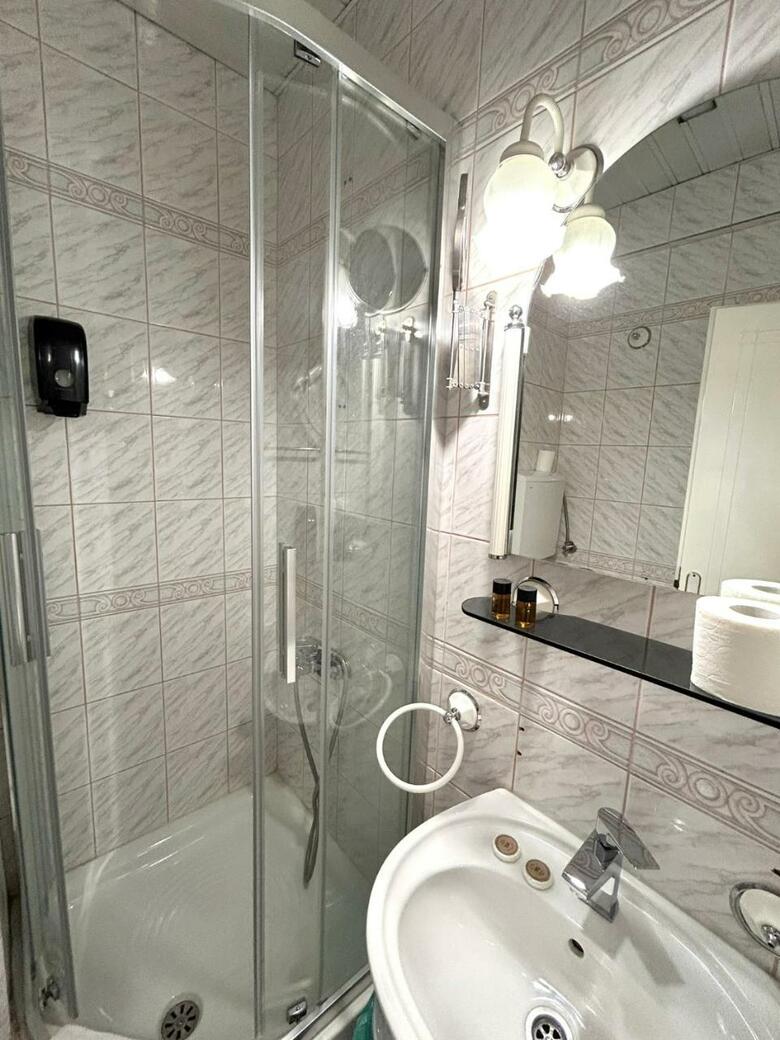 Hotel Bojatours Lux
