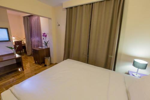 Hotel M