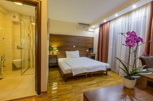 Hotel M