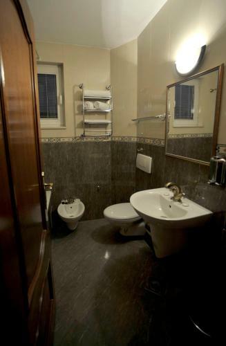 Hotel M