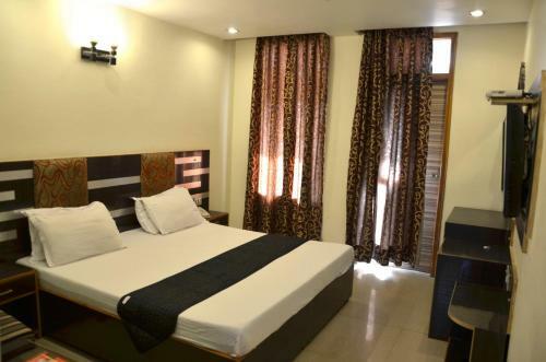 Hotel Citi Heights