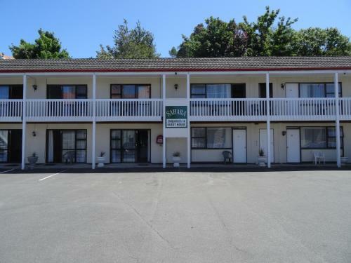 Sahara Guesthouse & Motel