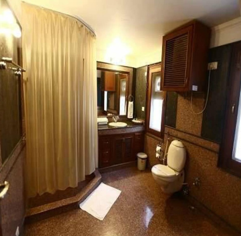 Hotel The Habitare Gurgaon