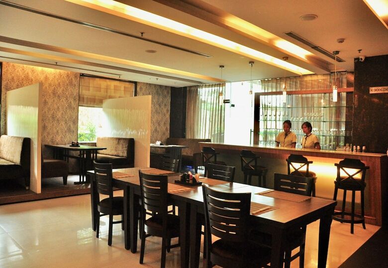 Hotel The Habitare Gurgaon