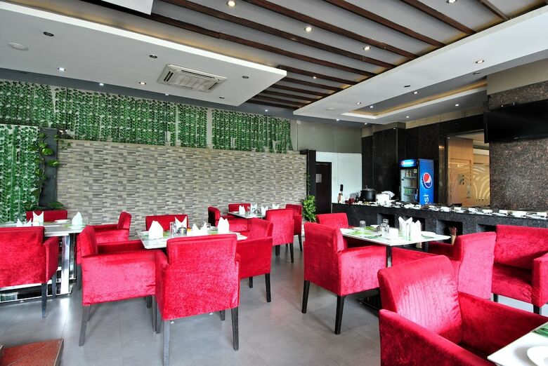 Hotel The Habitare Gurgaon