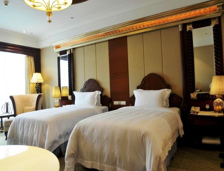 Regal Palace Hotel