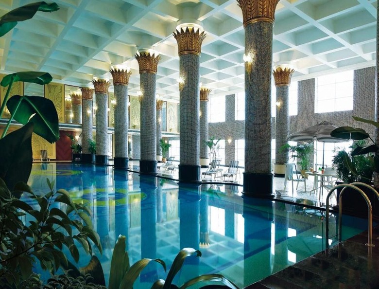 Regal Palace Hotel
