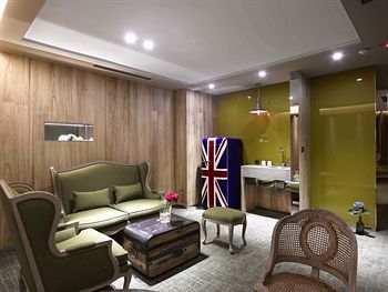 E-house Hotel