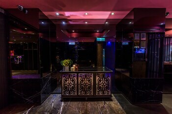 E-house Hotel