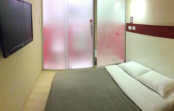 E-house Hotel