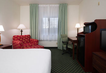 Hotel Fairfield Inn By Marriott Tracy
