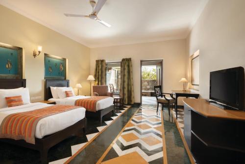 Hotel Ramada Udaipur Resort & Spa
