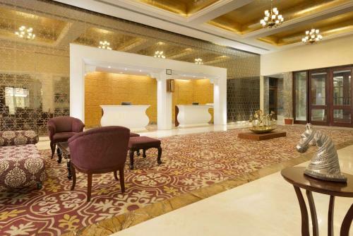 Hotel Ramada Udaipur Resort & Spa