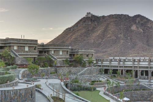 Hotel Ramada Udaipur Resort & Spa