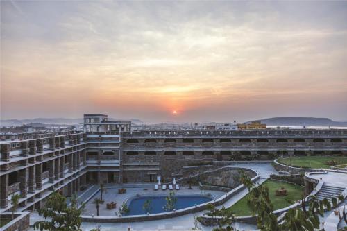 Hotel Ramada Udaipur Resort & Spa