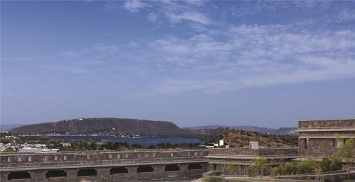 Hotel Ramada Udaipur Resort & Spa