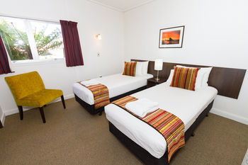 Heartland World Heritage Hotel