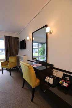 Heartland World Heritage Hotel