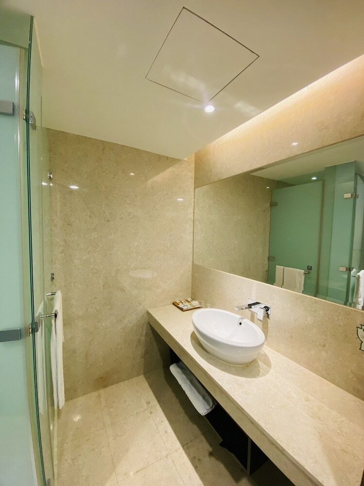 Yuh Tong Hotel