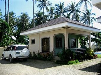 Lodge Ucoy Beach Resort