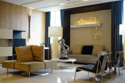 Beacon Hotel