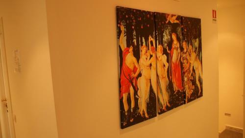 Hostal Relais Tivoli Inn