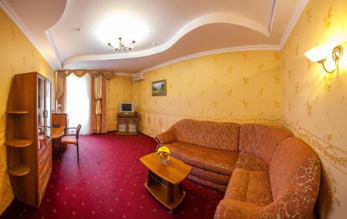 Fifth Ocean Spa Hotel