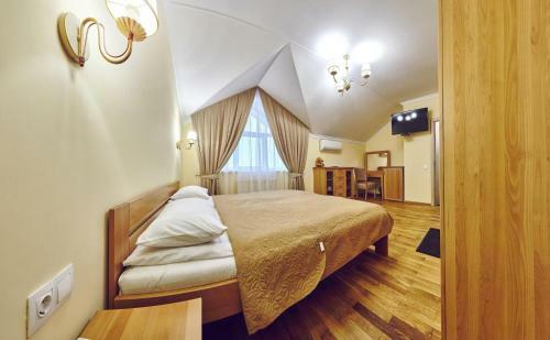 Fifth Ocean Spa Hotel