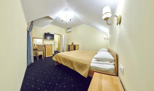 Fifth Ocean Spa Hotel