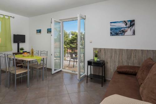Apartments Dropuljic