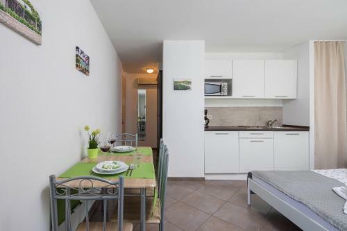 Apartments Dropuljic