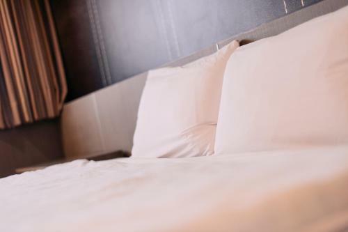Honeydew Hotel