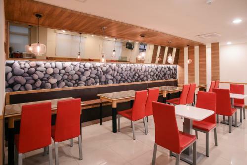 Honeydew Hotel
