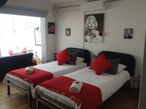 Hostal Villa Surprise