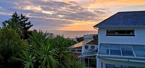 Hostal Villa Surprise