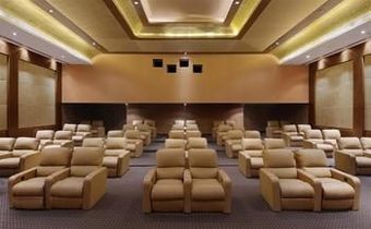 Hotel The Grand Bhagwati